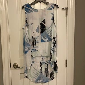 Vince camuto hi-low blouse